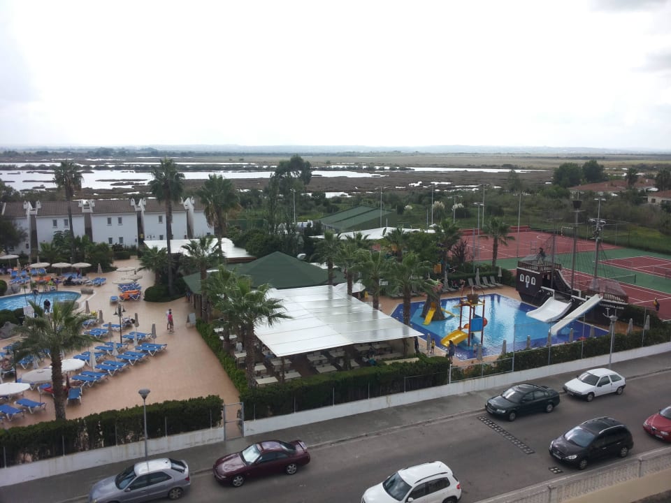 Aussicht ganz links vom Balkon, andere Hotelseite Grupotel Amapola