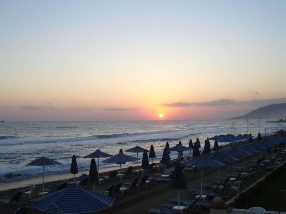 Strand Hydramis Palace Beach Resort