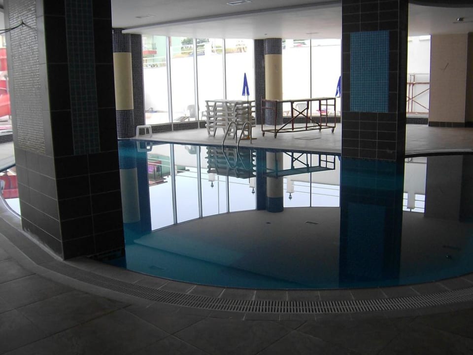 Hallenbad Narcia Resort Side