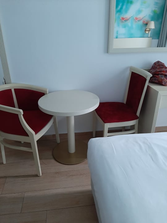 Zimmer Iberostar Waves Bellevue