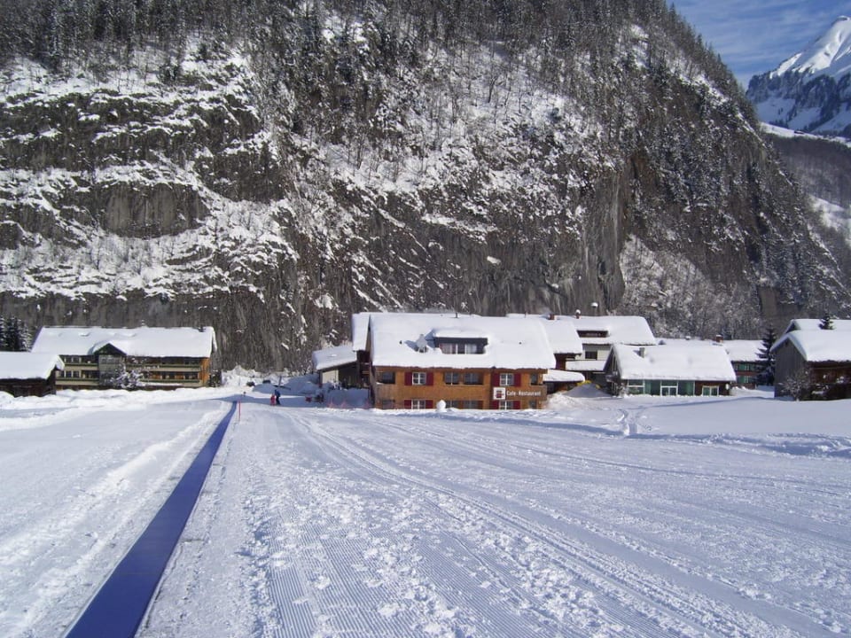 L'arrière de l'hôtel Alpen Hotel Post