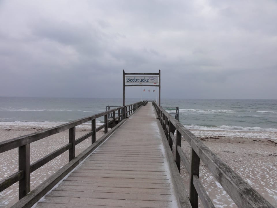 Seebrücke Strandhotel Weissenhäuser Strand