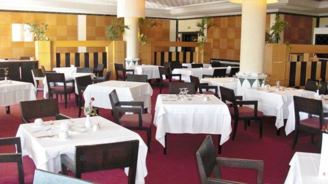 Blick ins Hauptrestaurant Oceana Hotel & Spa