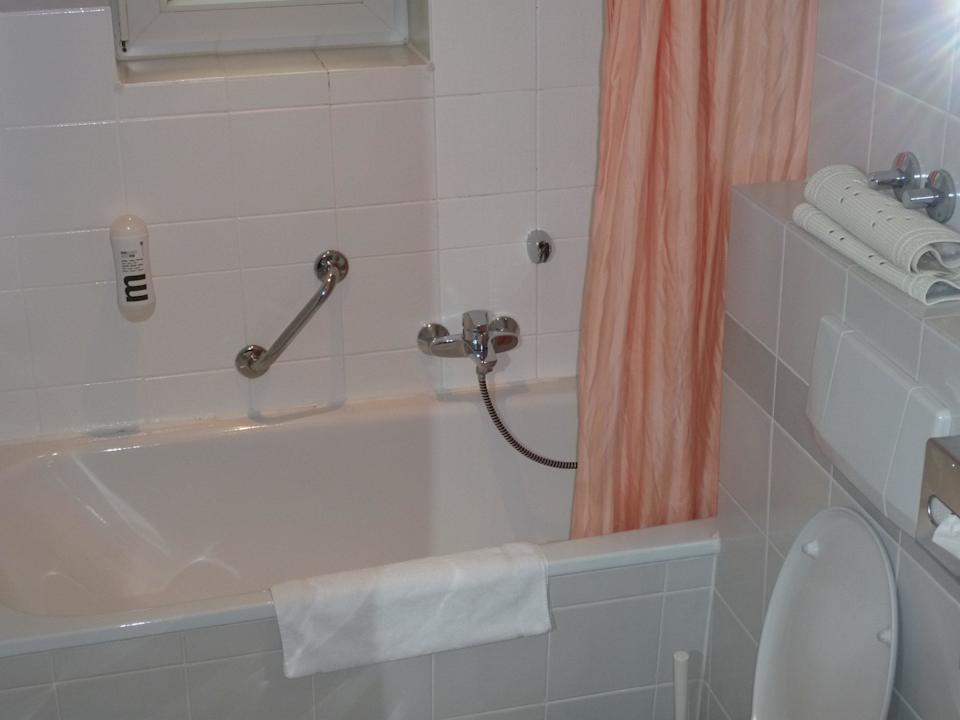 Toilette Leonardo Hotel Hamburg Airport