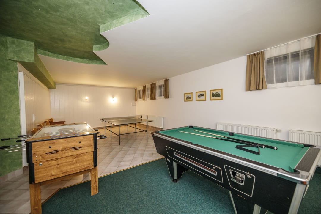 Sport & Freizeit Wellness Pension 7