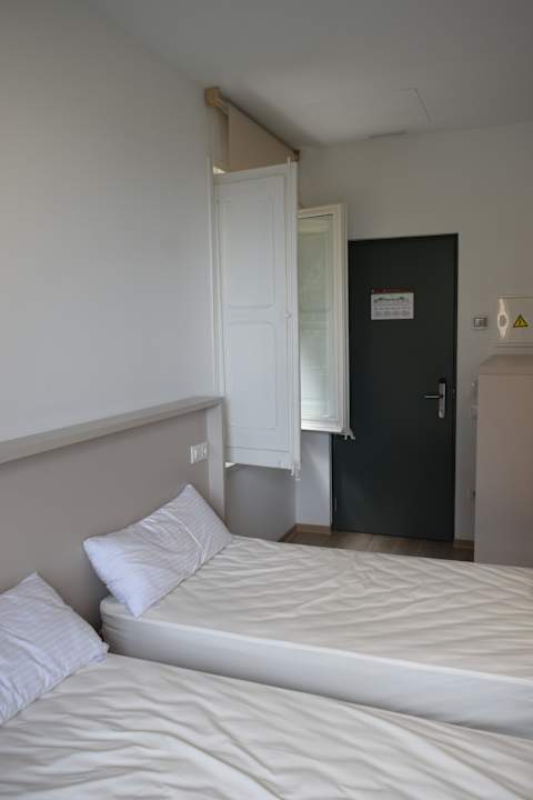 Zimmer Alberg Abat Oliba