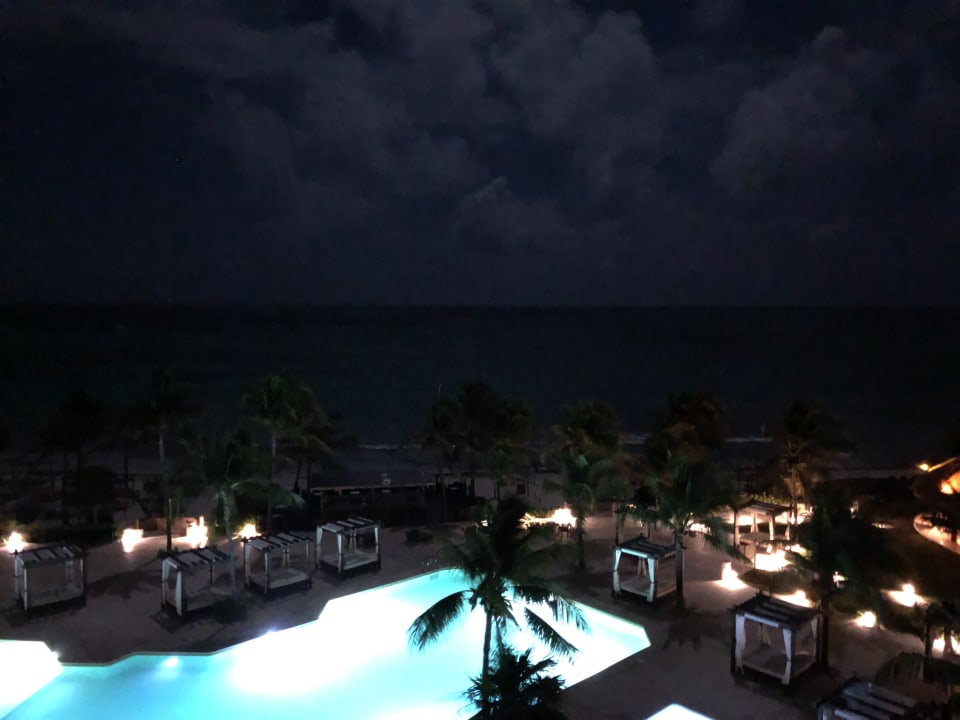 Pool Akumal Bay Beach & Wellness Resort