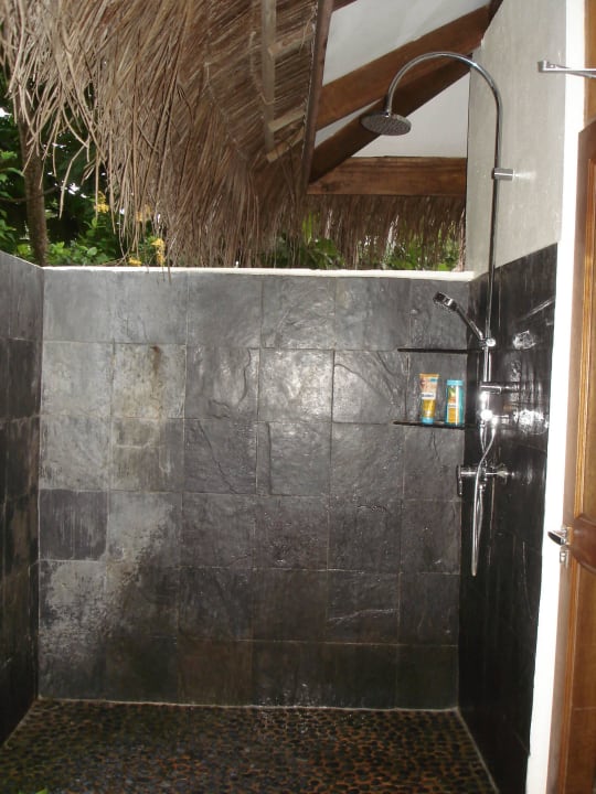 Aussendusche Kuramathi Maldives