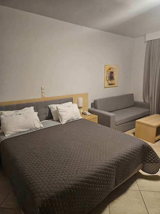 Zimmer Hotel Molos Bay