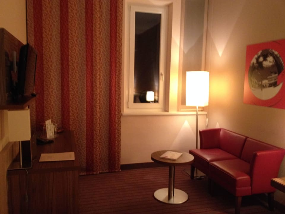 Couch zum Fernsehen NOVINA HOTEL Tillypark