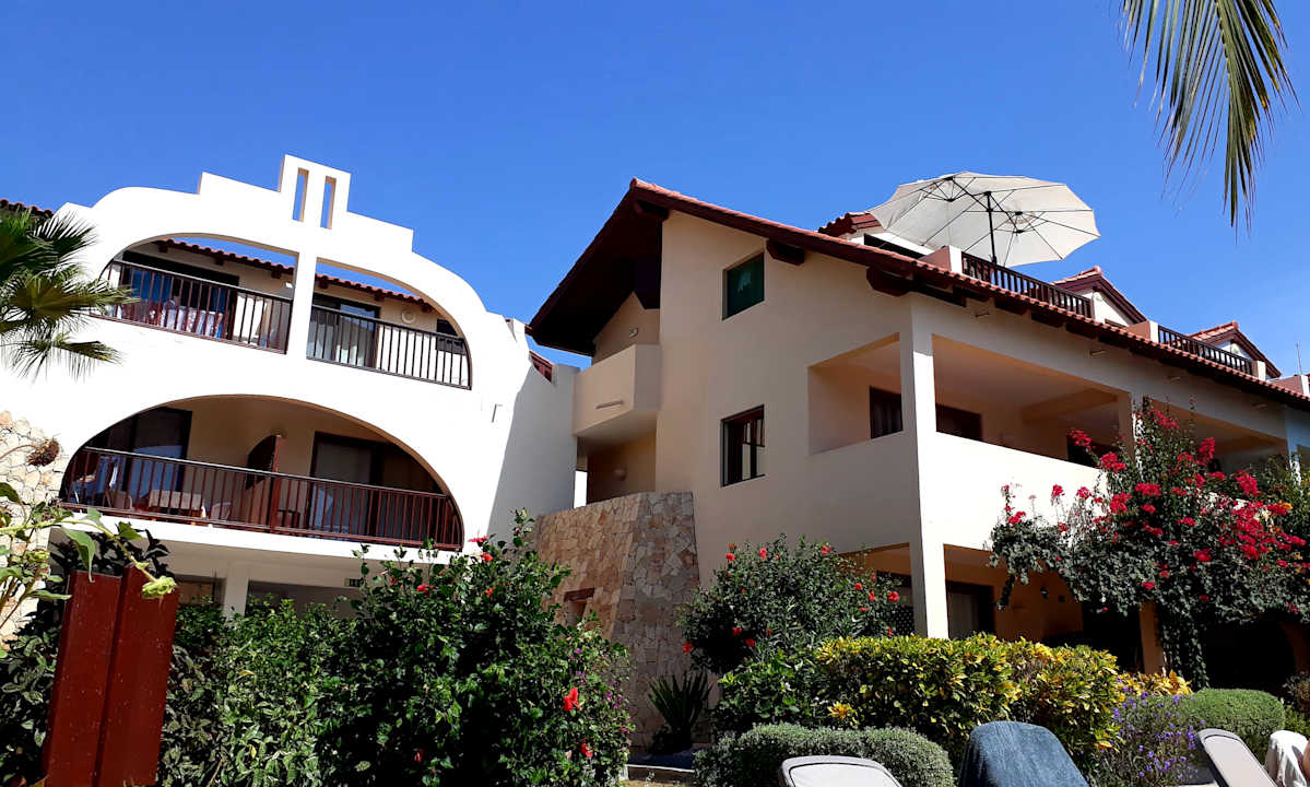 Außenansicht Porto Antigo - Charming & peaceful apartment overlooking pool and sea