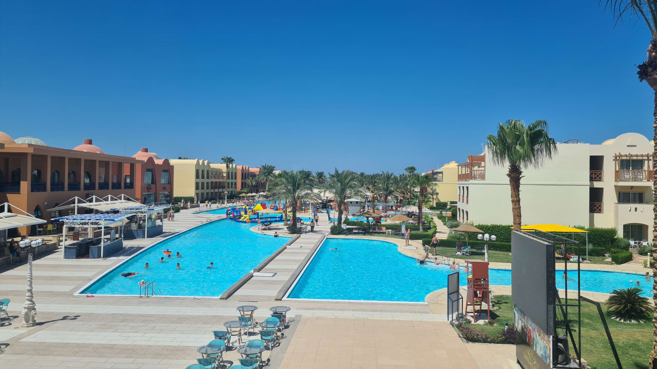 Pool Titanic Beach Spa & Aqua Park