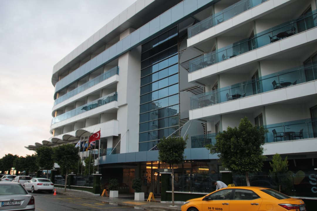 Außenansicht Sunprime C-Lounge