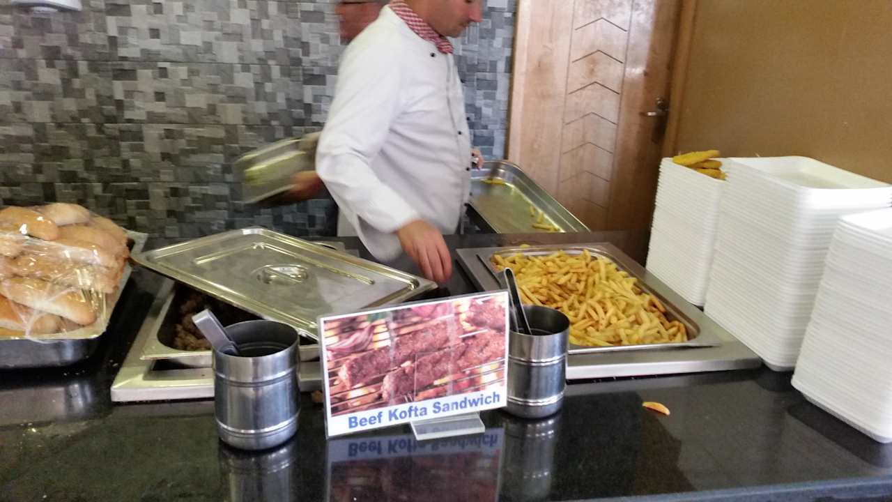 Abendessen  Pickalbatros Alf Leila Wa Leila Resort - Neverland Hurghada