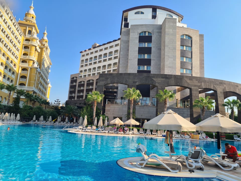 Pool Melas Lara Hotel