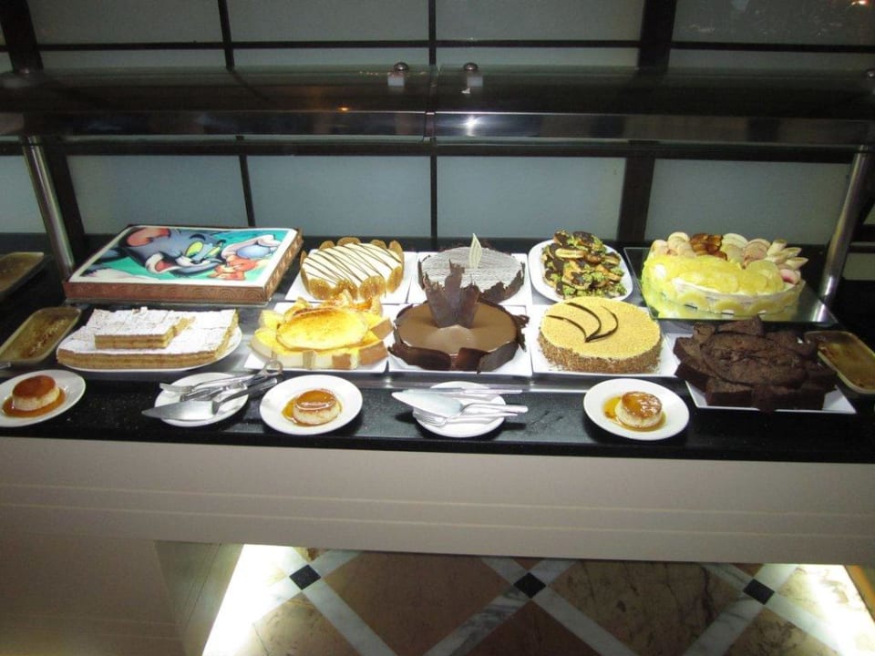 Nachspeise- / Kuchenbuffet TUI MAGIC LIFE Africana