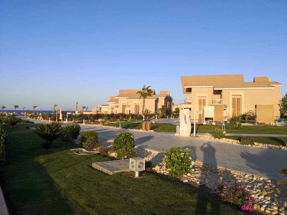 Außenansicht Pickalbatros Sea World Resort - Marsa Alam
