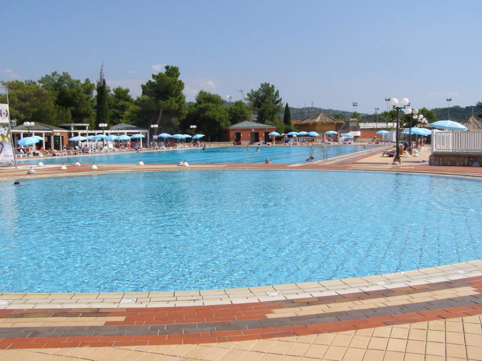 Outdoorpool Remisens Hotel Lucija