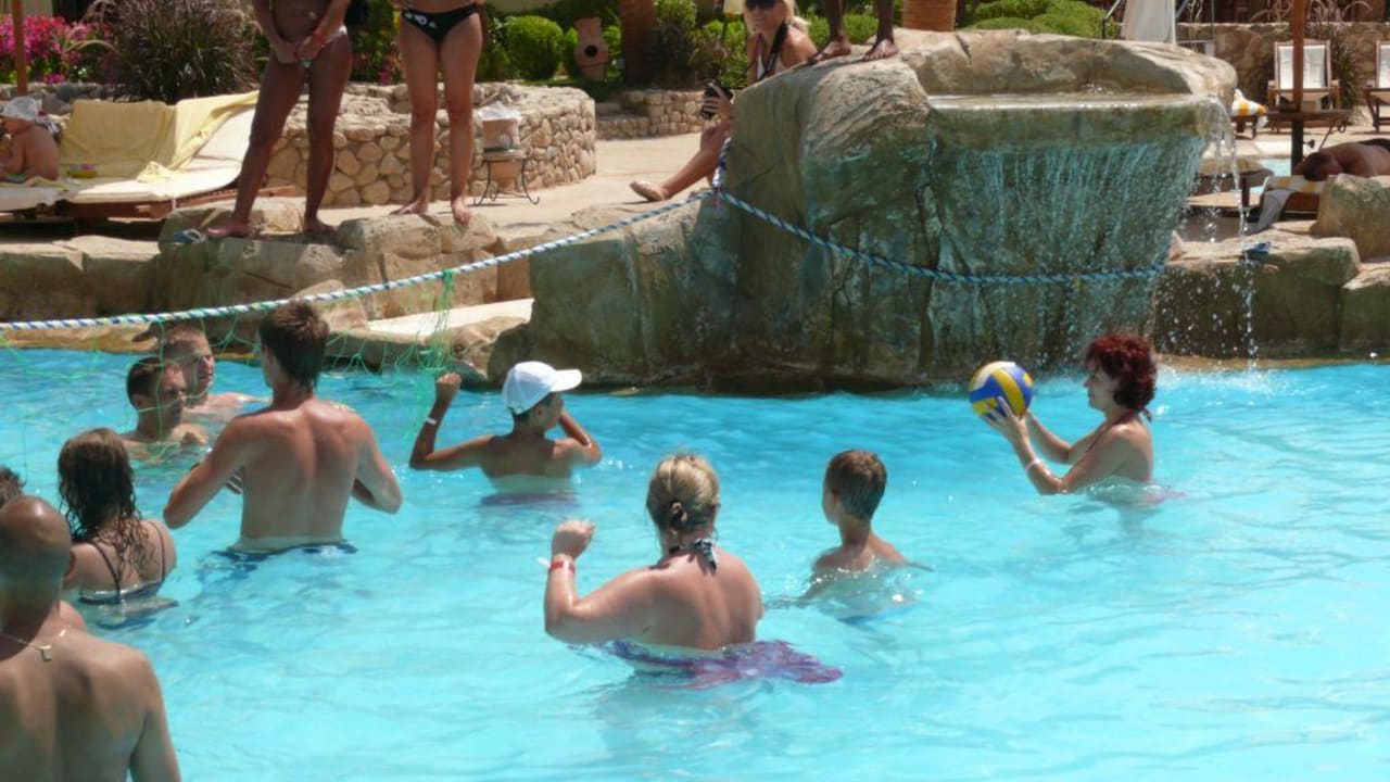 Aqua piłka Palmyra Amar El Zaman Aqua Park