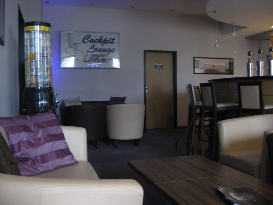 Bar Holiday Inn Express Frankfurt - Airport