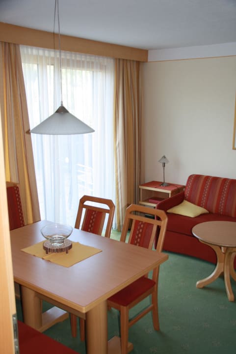 Wohnzimmer Ferienwohnungen am Matinesweg, Serfaus