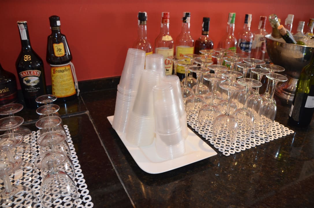 Becher an der pool "super" TUI MAGIC LIFE Fuerteventura