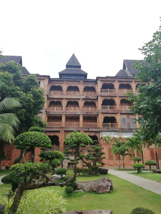 Außenansicht Santhiya Tree Koh Chang Resort