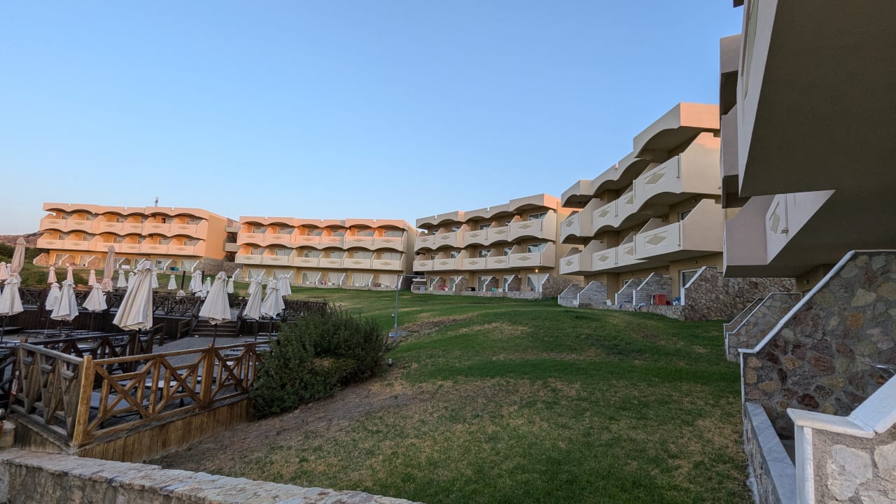 Außenansicht Hotel Kalithea Horizon Royal