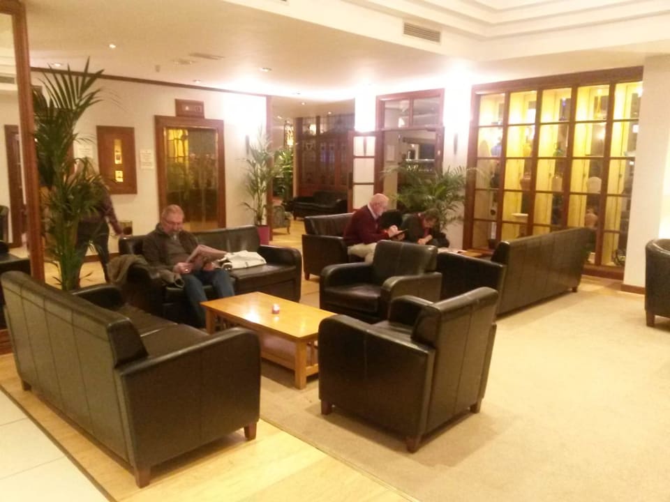 Die Lobby Hotel Tara Towers