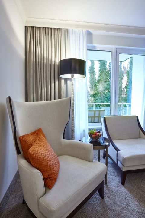 Zimmer Bernstein Villa Kastania