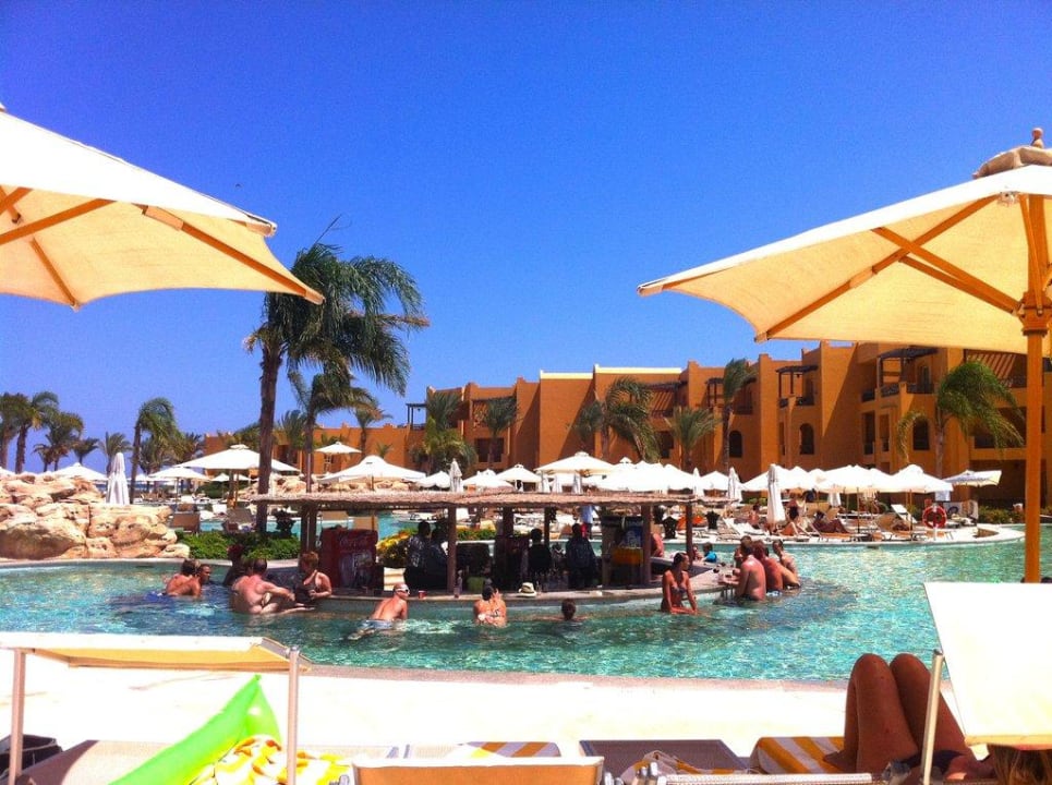 Die Bar IM Pool  Stella Beach Resort & Spa Makadi Bay
