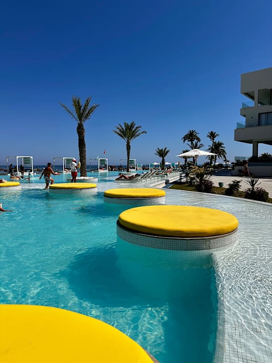 Pool Iberostar Selection Kuriat Palace