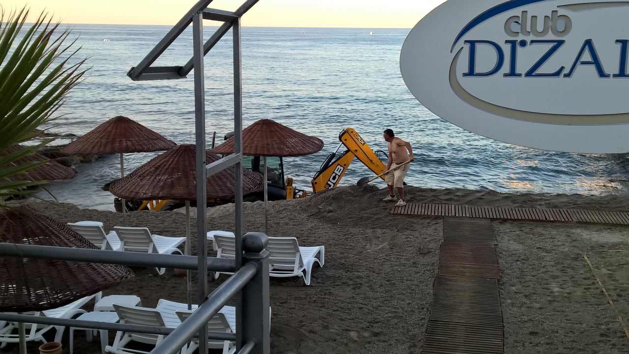 Strand Dizalya Palm Garden