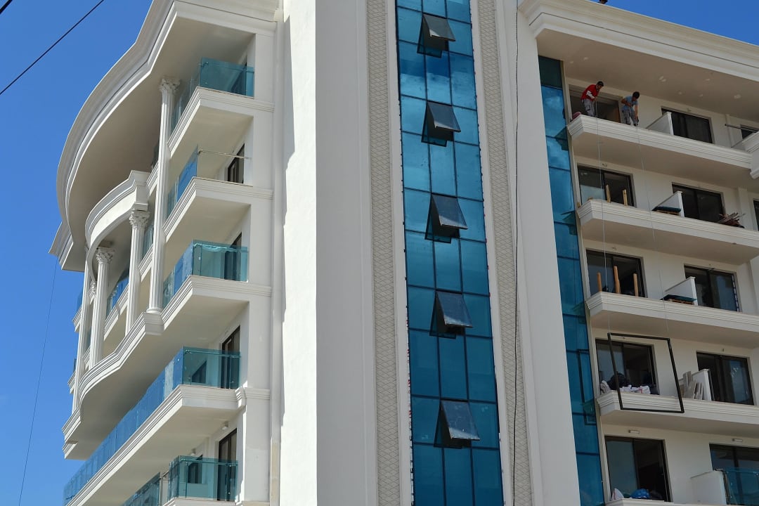 Wir öffnen schritt für schritt für Sie.. Castival Hotel