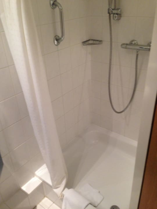 Dusche Holiday Inn Express Frankfurt - Airport