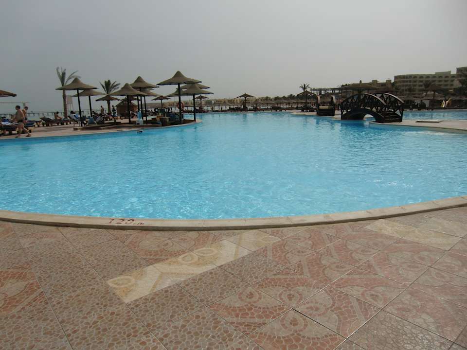 Pool am Strand Riviera Aqua Park Resort