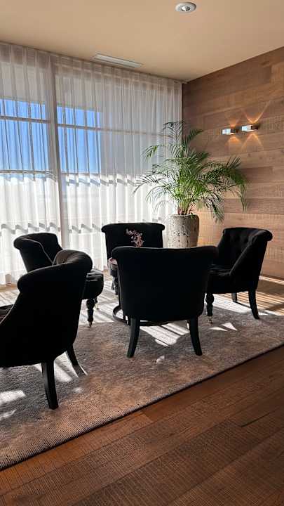 Lobby Hotel Chalet Mirabell