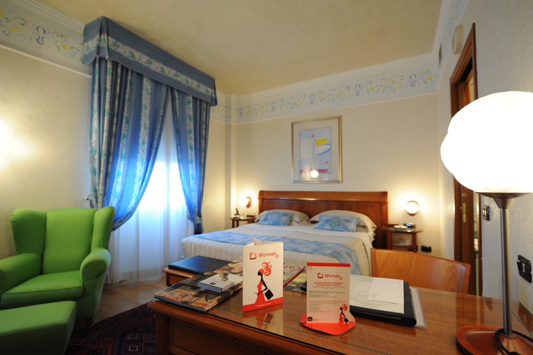 Lussuosa camera con amenities per signore Hotel Firenze