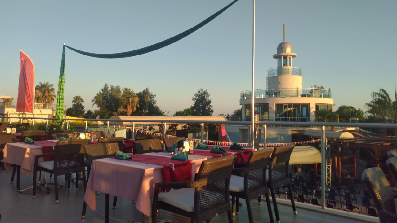 Gastro Commodore Elite Suites & Spa - Adults only