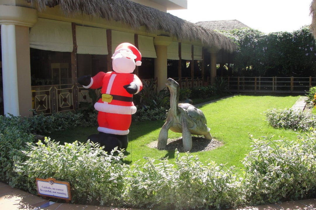 Merry X-Mas - Ende November bei 30°C Grand Sirenis Punta Cana Resort & Aquagames