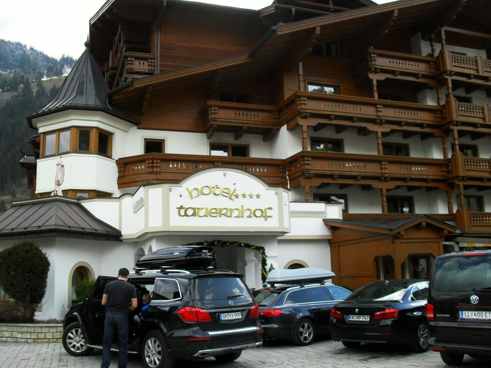 Haupteingang Hotel Tauernhof