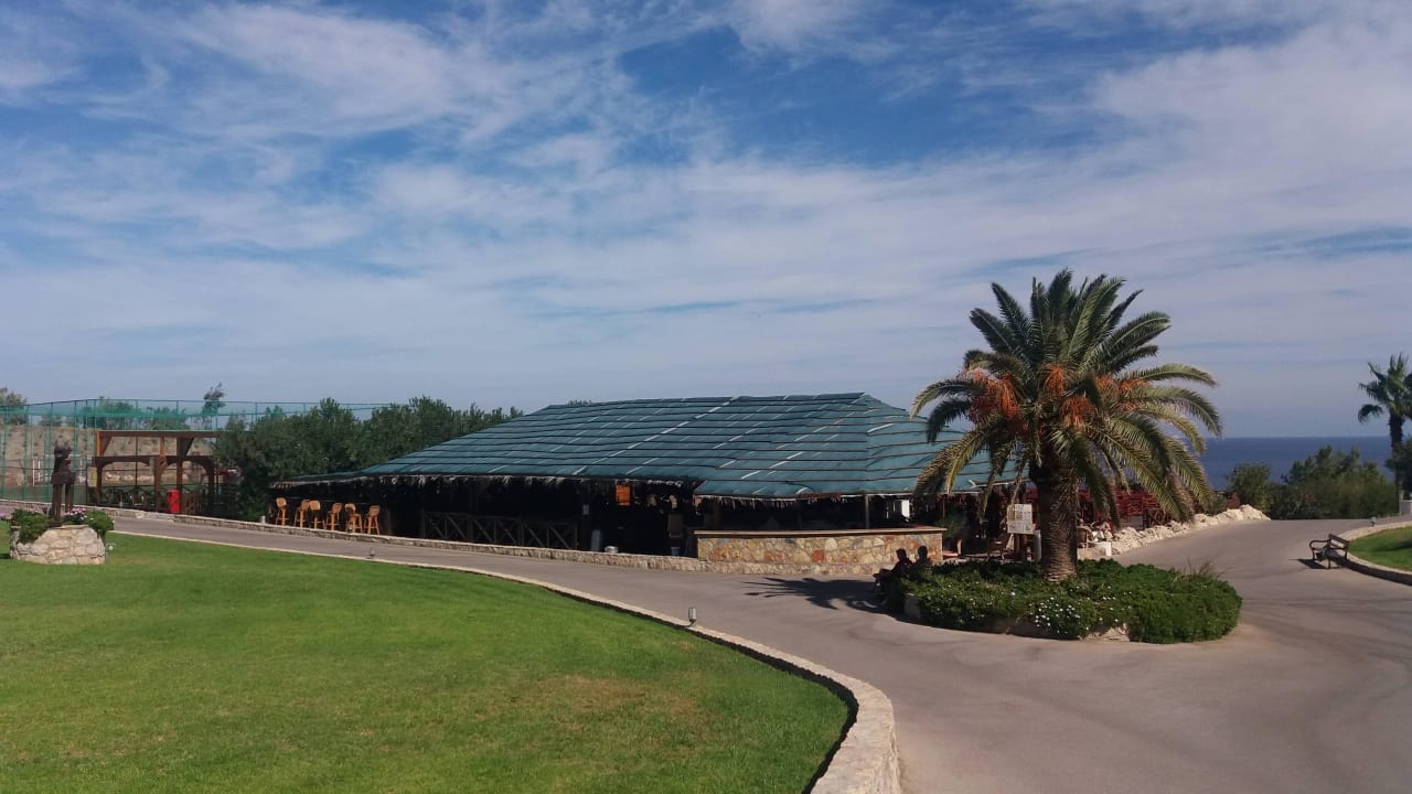 Safaribar (jetzt mit kostenlosem Wifi) Hotel Kalithea Horizon Royal