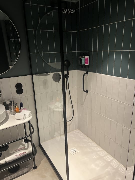 Zimmer Se Catedral Hotel Porto, Tapestry Collection By Hilton