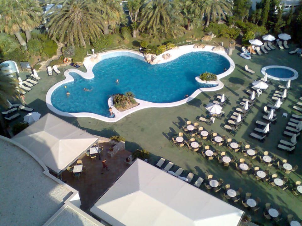 Pool vom Balkon aus Welikehotel Marfil Playa