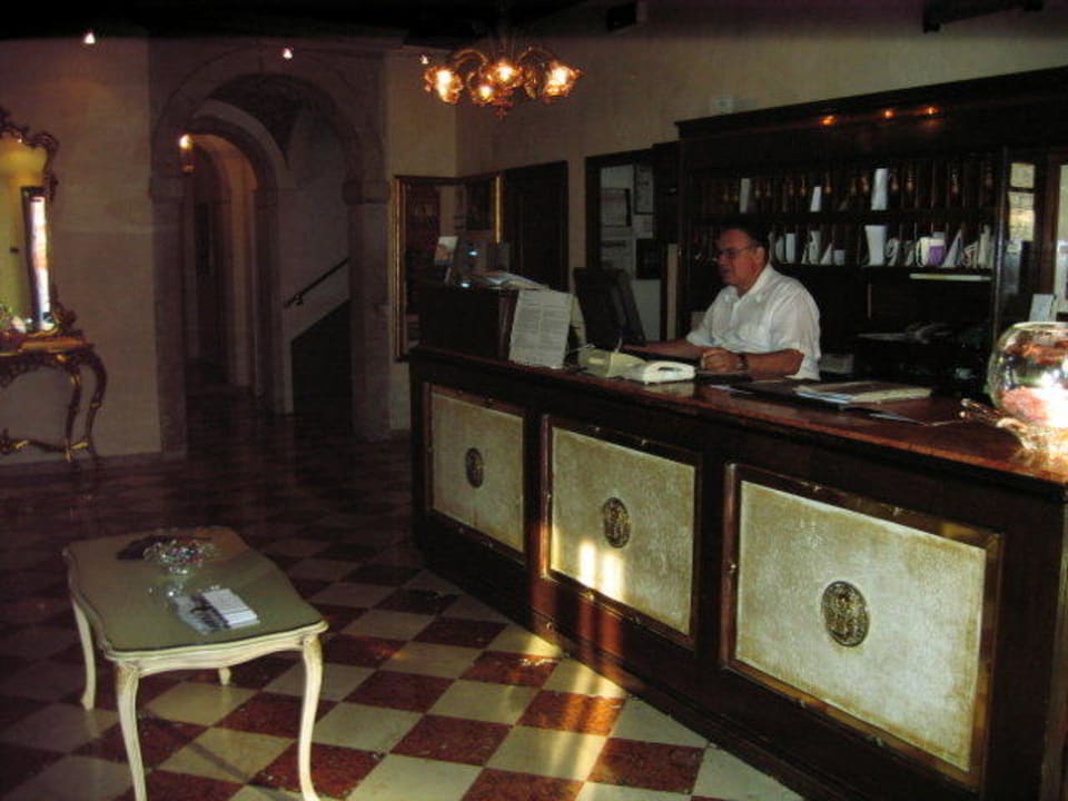 Rezeption des Hotel Gardena/Venedig Hotel Gardena