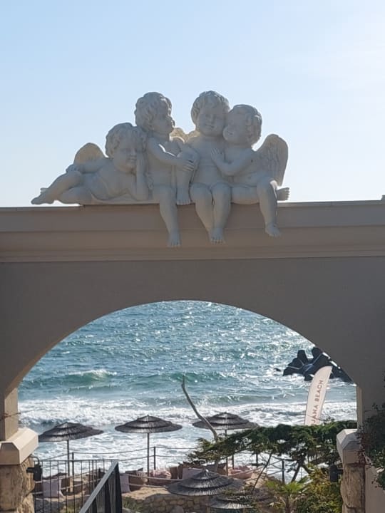 Strand Astor Garden Hotel