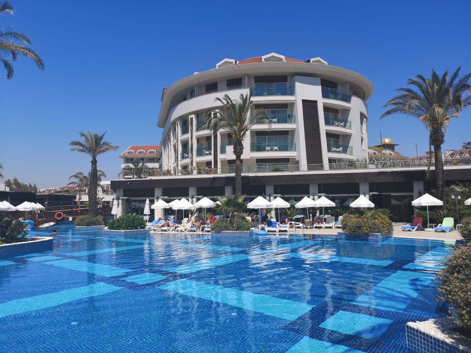 Außenansicht Sunis Evren Beach Resort Hotel & Spa