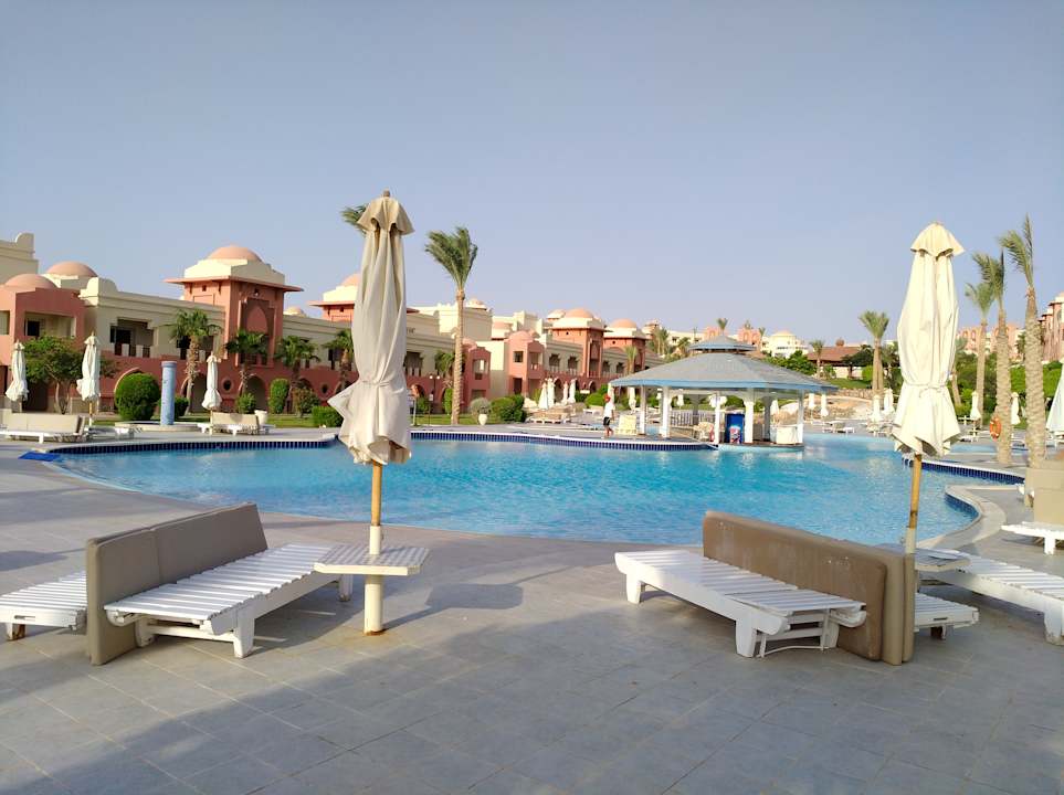 Pool Serenity Alpha Beach