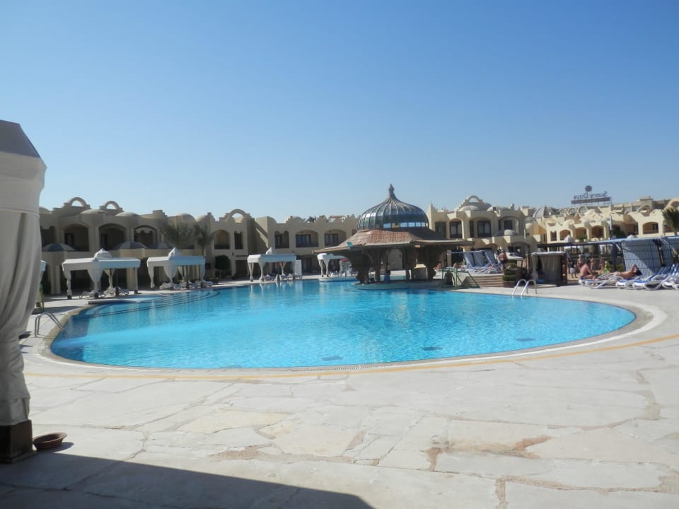 Swimming pool 2 Sunny Days Palma De Mirette Resort & Spa