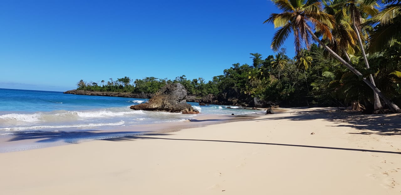 Strand Wyndham Alltra Samana